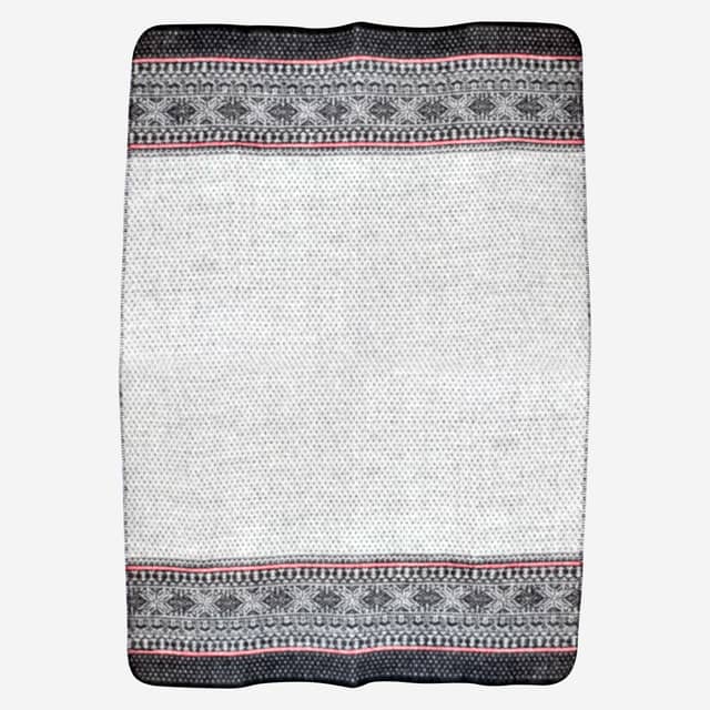 Þyrnirós Scandinavian design wool blanket 